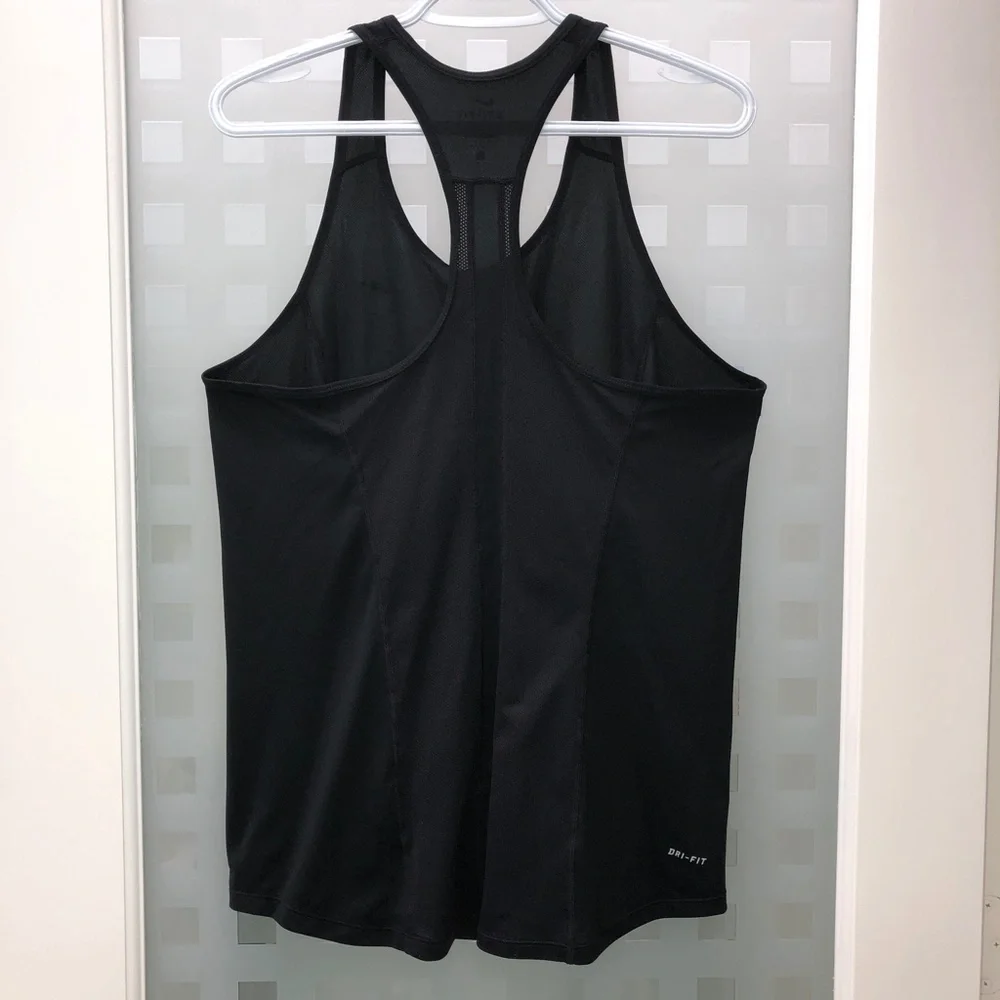 NIKE DRI-FIT Reflective Mesh Back Vent Scoop Neck Tagless Athletic Tank Top NEW! - Picture 5 of 10